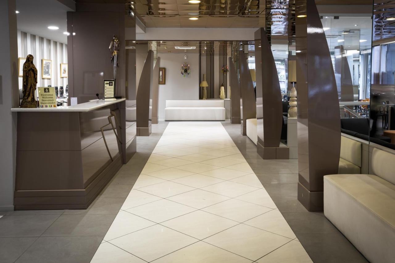 Hotel Lys De Marie ルルド エクステリア 写真